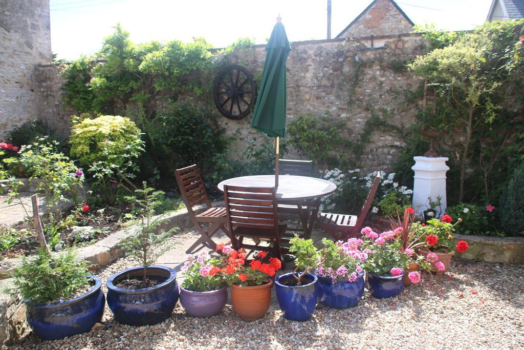 The Old Bakehouse Bed & Breakfast Colyton Exterior photo
