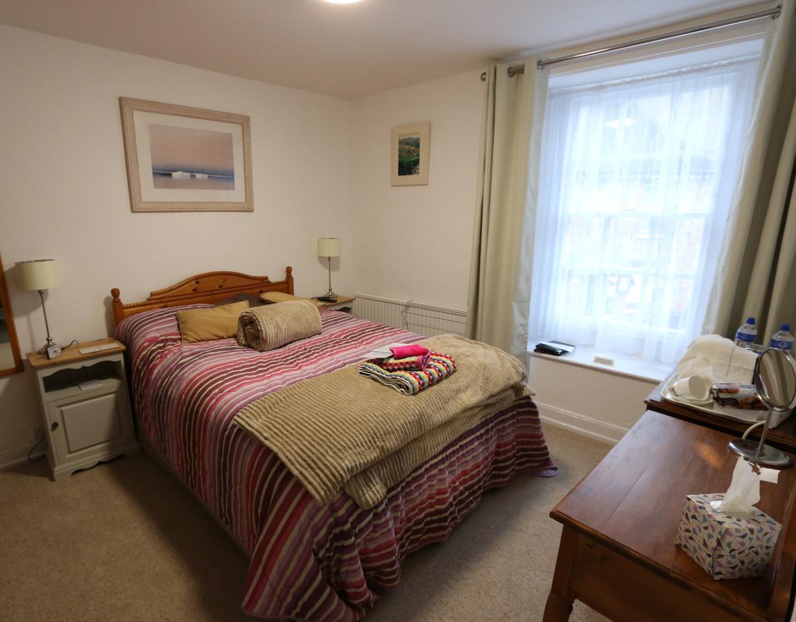 The Old Bakehouse Bed & Breakfast Colyton Exterior photo