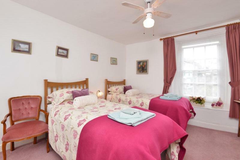 The Old Bakehouse Bed & Breakfast Colyton Exterior photo