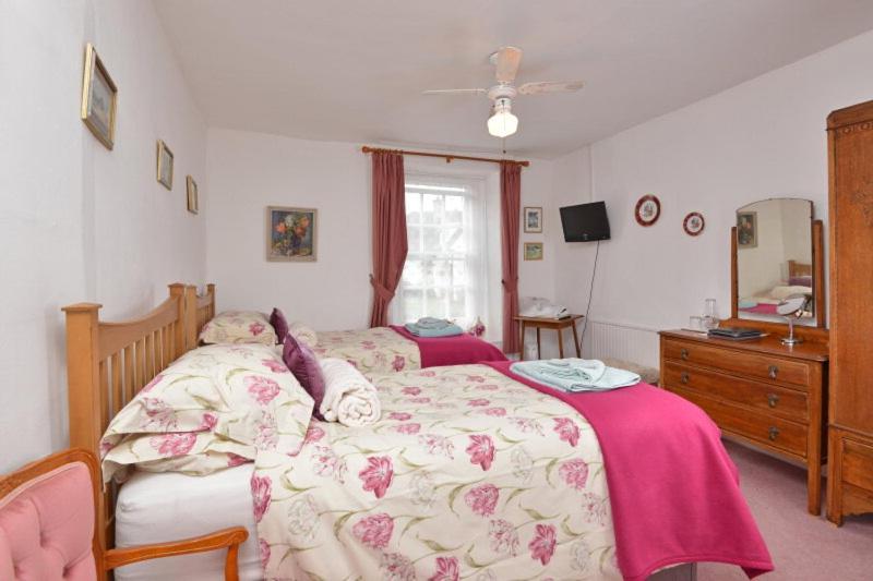 The Old Bakehouse Bed & Breakfast Colyton Exterior photo